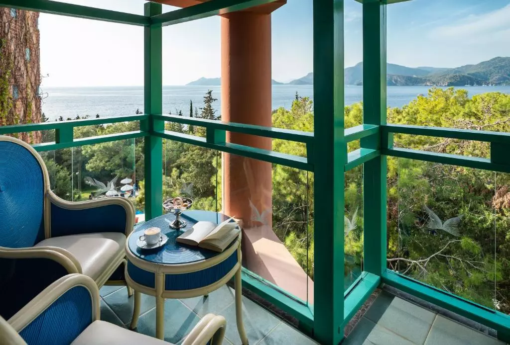 تراس هتل لیبرتی لیکیا فتحیه